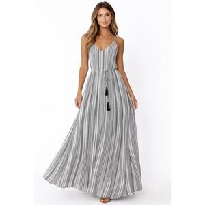 Aakaa Womens Size Medium Maxi Dress Spaghetti Straps Black White Full Length